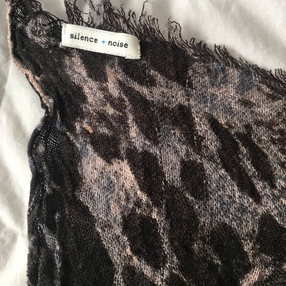 Silence + Noise printed scarf - Picture 2 of 2